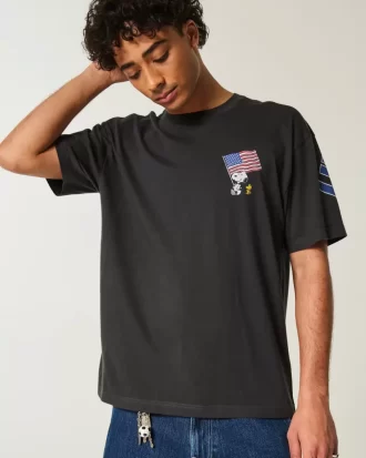 Boxy Snoopy USA Grafik Tişört