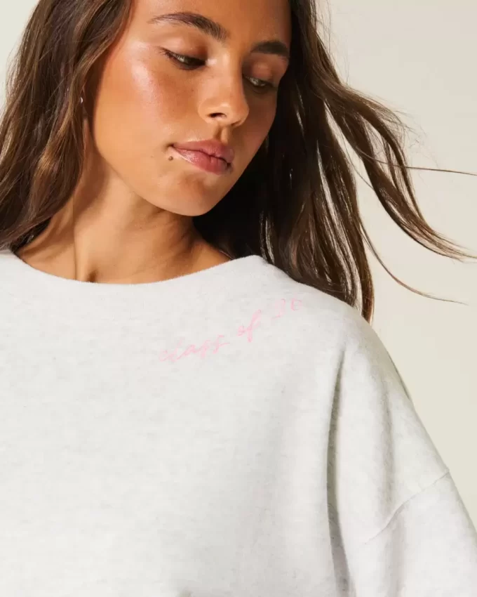 Büyük Boy ’26 Sınıfı Sırt Fiyonklu Sweatshirt