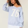 Büyük Boy Rakamlı Grafik V Yaka Sweatshirt