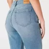 Curvy Ultra Yüksek Bel Orta Yıkama Mom Jean