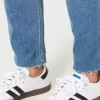 Curvy Ultra Yüksek Bel Yırtık Orta Yıkama Mom Jean