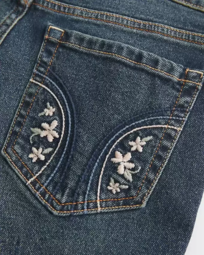Düşük Bel Koyu Yıkama İşlemeli Bootcut Pantolon