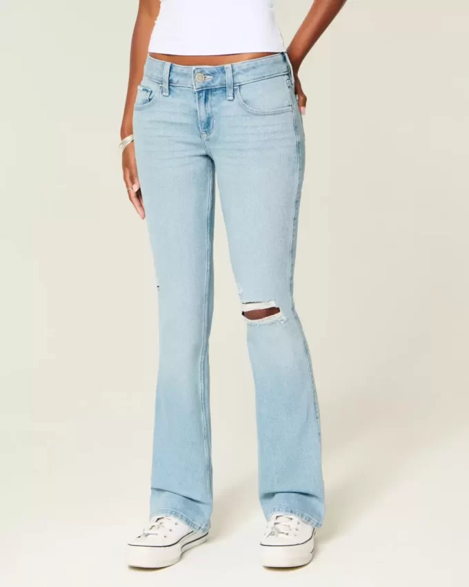 Düşük Bel Yırtık Açık Yıkama İşlemeli Bootcut Pantolon Düşük Bel Yırtık Açık Yıkama İşlemeli Bootcut Pantolon