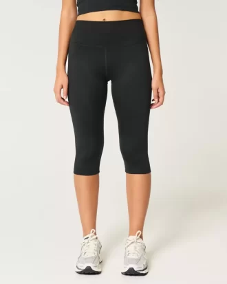 Gilly Hicks Active Recharge Capri Pantolon