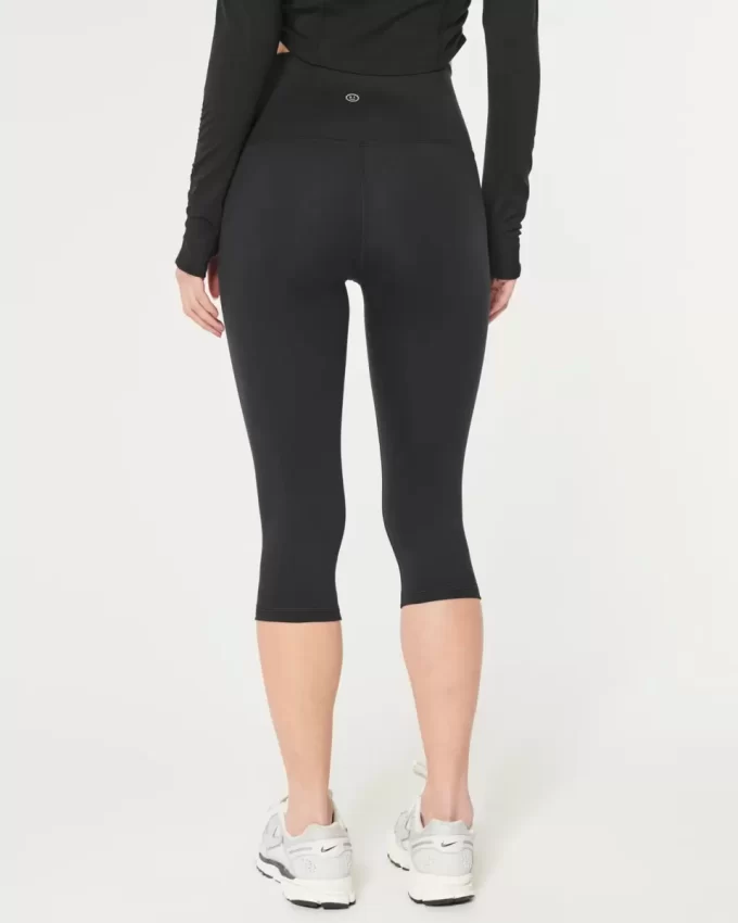 Gilly Hicks Active Recharge Capri Tayt Gilly Hicks Active Recharge Capri Tayt