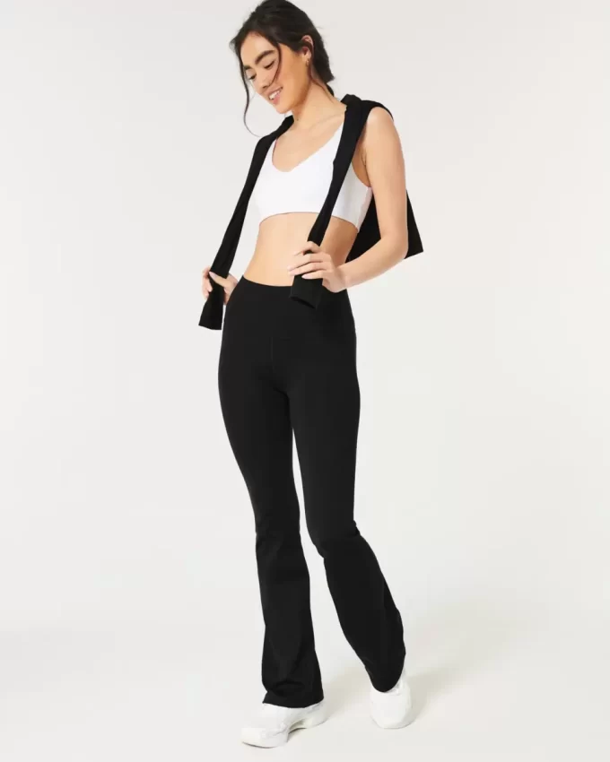 Gilly Hicks Active Recharge Flare Tayt