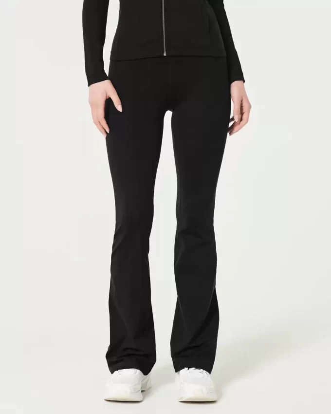 Gilly Hicks Active Recharge Flare Tayt