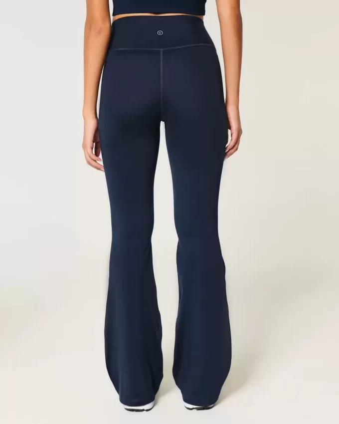 Gilly Hicks Active Recharge Flare Tayt