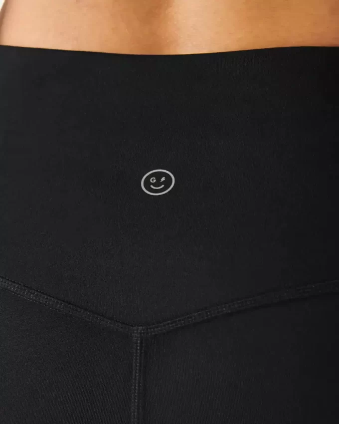 Gilly Hicks Active Recharge Flare Tayt