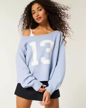 Hollister Comfy Cloud Easy Omuzdan Bağlamalı Numaralı Grafik Kazak