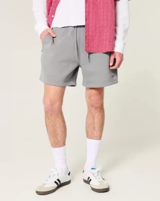 Hollister Feel Good Polar Orta-Uyluk Bol Şort