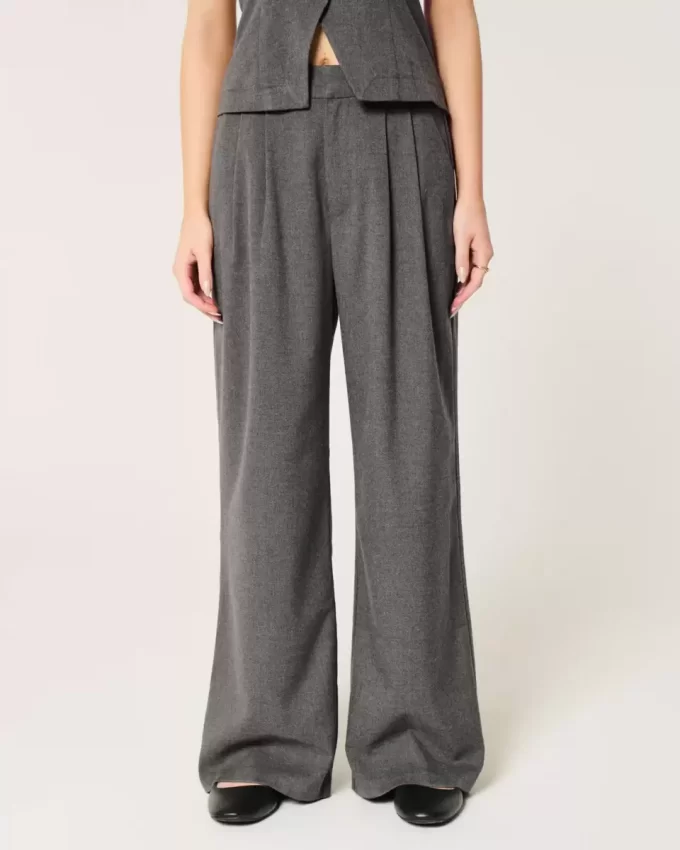 Hollister Livvy Ultra Yüksek Bel Geniş Paça Pantolon Hollister Livvy Ultra Yüksek Bel Geniş Paça Pantolon
