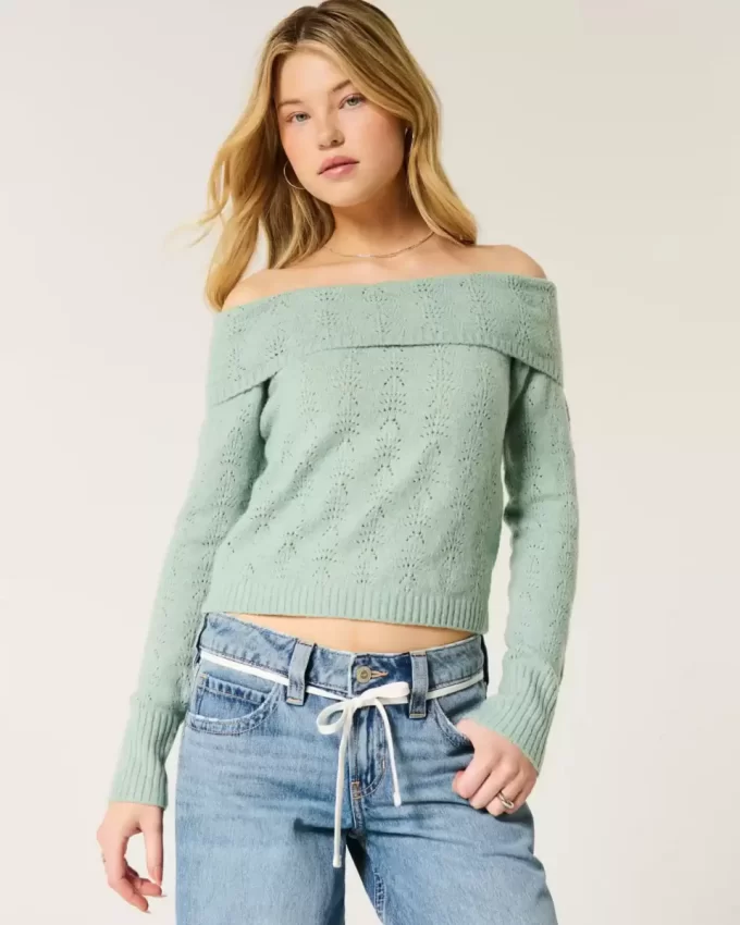 Hollister Rahat Bulut Dikişli Omuzdan Açık Kazak