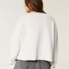 Hollister Rahat Bulut Grafik Çentikli Yaka Kazak