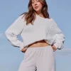 Hollister Rahat Bulut Örgü Kazak Hollister Rahat Bulut Örgü Kazak