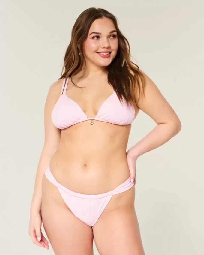 Jakarlı Geniş Askılı En Şımarık Bikini Altı Jakarlı Geniş Askılı En Şımarık Bikini Altı