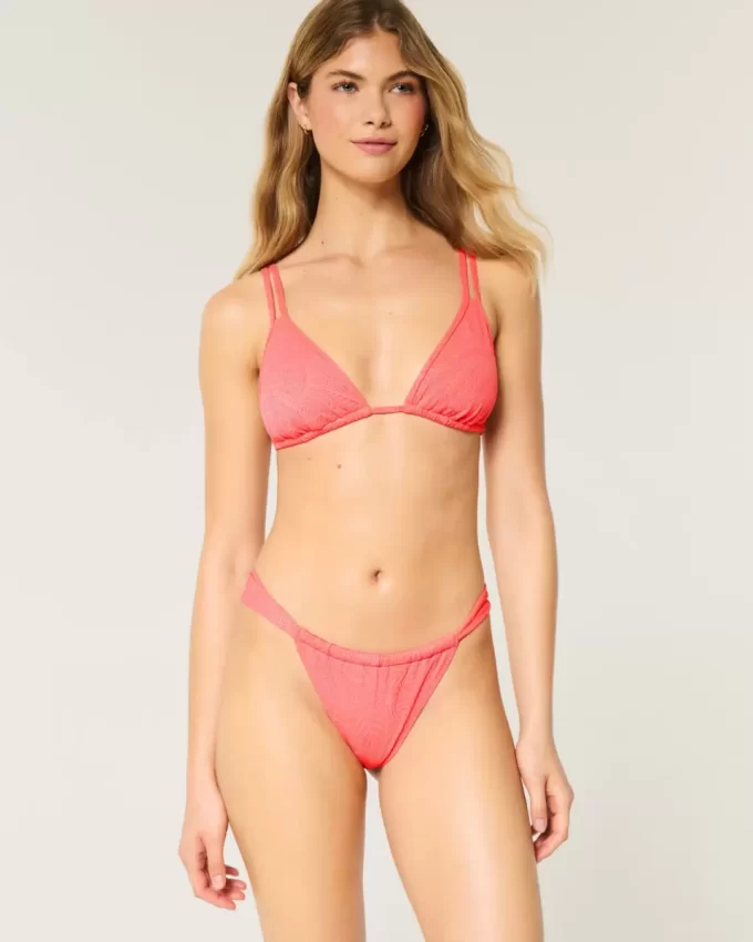 Jakarlı İnce Askılı En Cüretkar Bikini Altı Jakarlı İnce Askılı En Cüretkar Bikini Altı