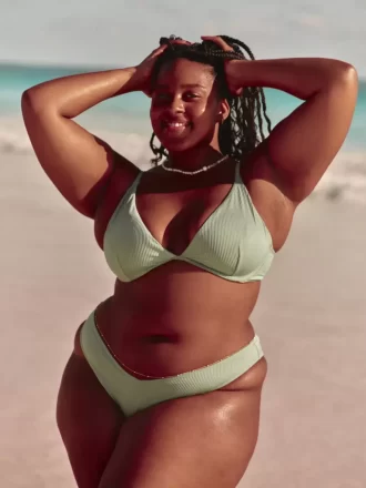 Kaburgalı Yüksek Paçalı En Şımarık Bikini Altı