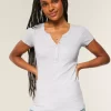 Kısa Kollu Henley Kısa Kollu Henley