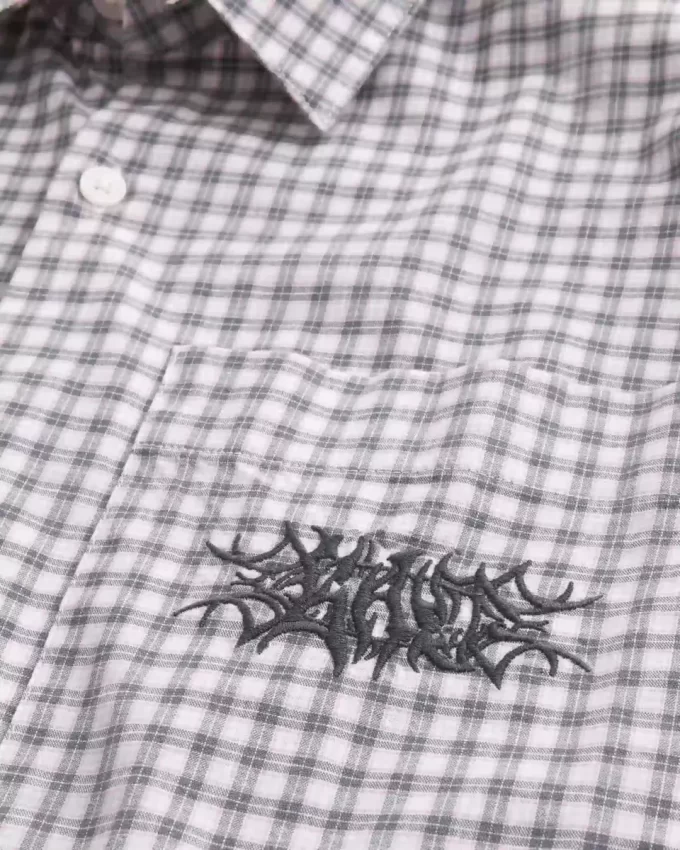 Kutu Gibi Kısa Kollu İşlemeli Grafik Gömlek
