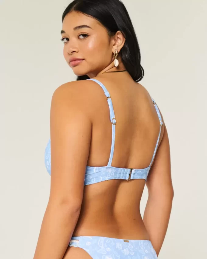 Kıvrımlı Balenli Derin Bikini Üstü Kıvrımlı Balenli Derin Bikini Üstü