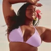 İşlemeli Üçgen Bikini Üstü