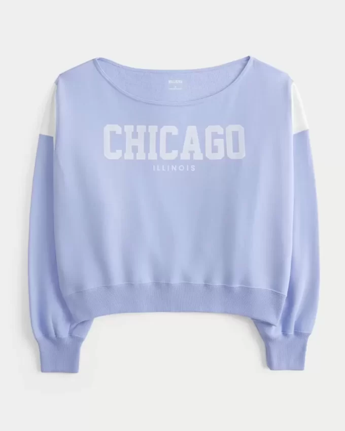 Omuzları Açık Chicago Grafik Sweatshirt Omuzları Açık Chicago Grafik Sweatshirt