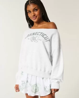 Omuzları Açık Connecticut Grafik Sweatshirt