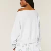 Omuzları Açık Connecticut Grafik Sweatshirt Omuzları Açık Connecticut Grafik Sweatshirt