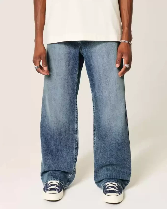 Orta Boy Yıkanmış Bol Paça Kot Pantolon