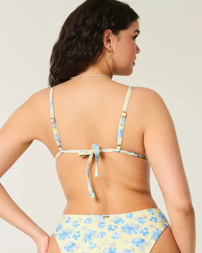Ruffle Edge Üçgen Bikini Üstü Ruffle Edge Üçgen Bikini Üstü