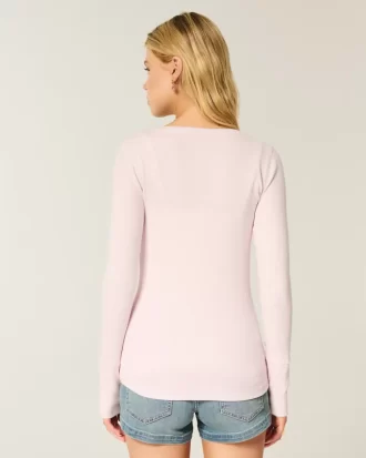 Simge Henley