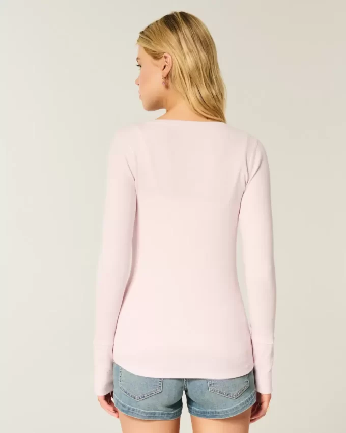 Simge Henley