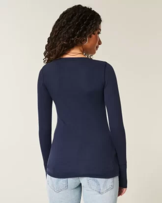 Simge Henley