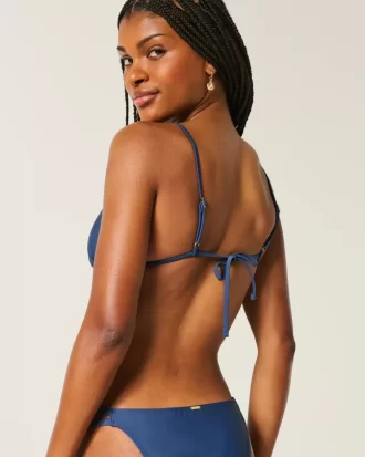 Süslemeli Üçgen Bikini Üstü