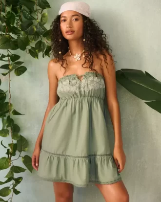 Straplez İşlemeli Babydoll Elbise