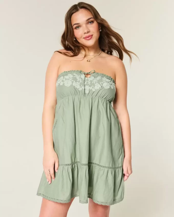 Straplez İşlemeli Babydoll Elbise