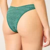 Tığ İşi Tarzı En Cüretkar Bikini Altı