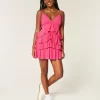V Yakalı Volanlı Katlı Babydoll Mini Elbise
